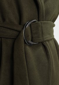 Even&Odd Curvy Klassisk frakke - khaki