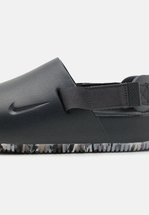 CALM MULE - Pool slides4