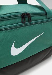 Nike Performance BRASILIA XS DUFFLE 25L UNISEX - Sac de sport - bicoastal/black/(white)