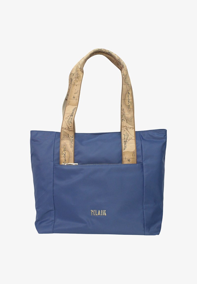 Borsa tote in nylon blu navy con una tasca frontale con zip. Manici realizzati in materiale beige a motivo che riproduce mappe. Presenta un logo dorato.
