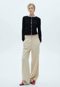 Mango Vest - black