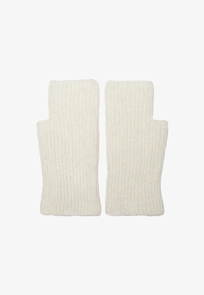 Guanti senza dita a maglia color crema, con una texture a costine e punte delle dita aperte per una maggiore destrezza. Leggeri e caldi per il clima più fresco.