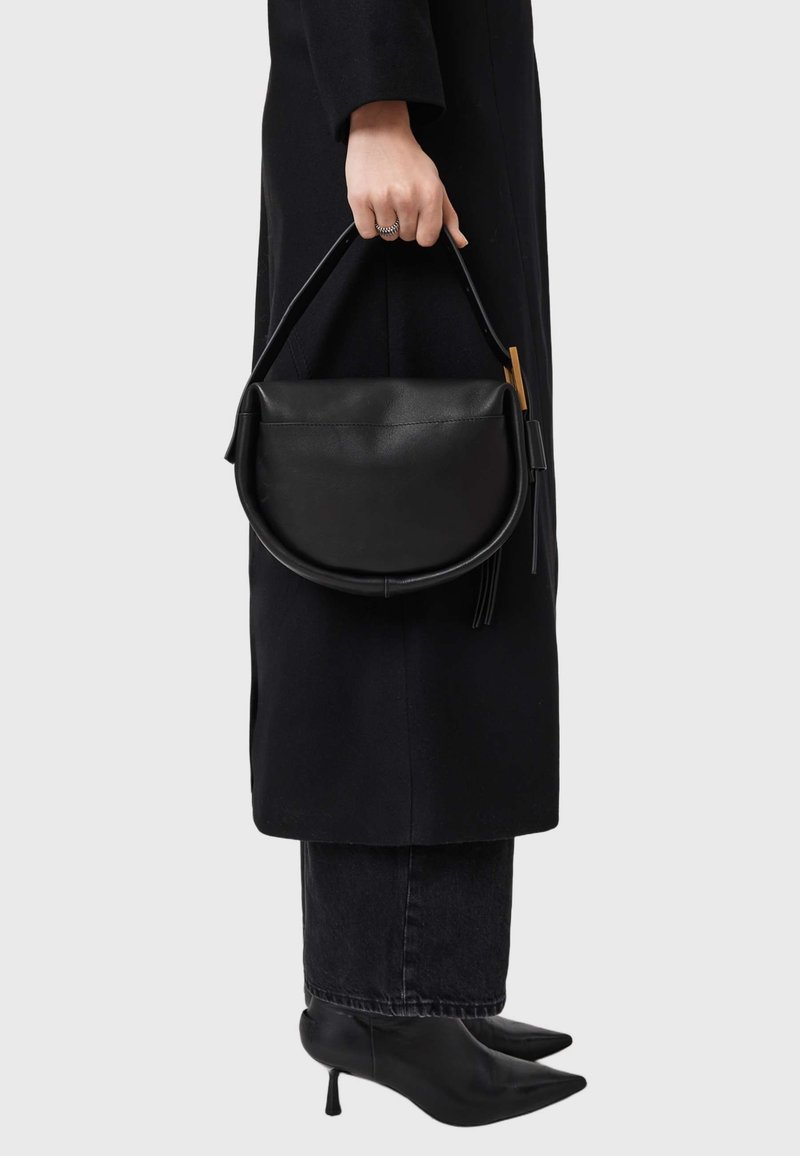 Grab Bag Black Wooden Bag Black Ruched Wooden Handle Vintage Designer Mini Bag Bags Perfect  Finish Accessories Fashion Accessories From Nuneaton