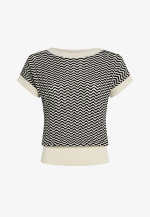 Pullover mit kurzen Ärmeln und einem schwarz-weißen Wellenmuster, mit geripptem Halsausschnitt und Saum, gefertigt aus einem strukturierten Strickstoff.