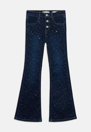 Guess, JUNIOR PANTS - Дънки с широк крачол - new cargo rinse wash