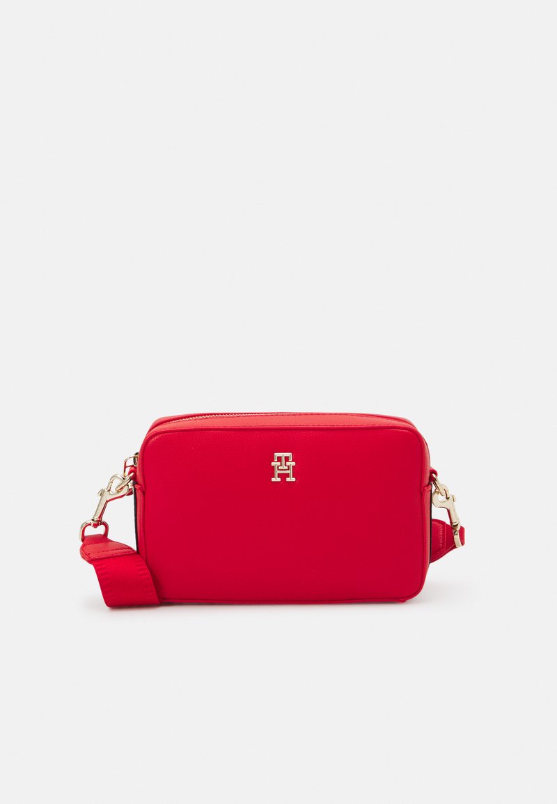 Tommy Hilfiger ESSENTIAL CAMERA BAG  - Borsa a tracolla - fierce red