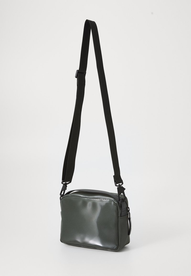 box bag rains Black Micro exudes sophistication and elegance RAINS NWT Waterproof Micro Box