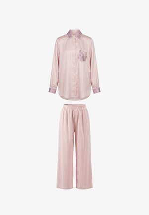 Hellrosa Satin-Pyjama-Set mit langärmligem Hemd zum Knöpfen, kontrastierendem Kragen und Manschetten, Brusttasche und weit geschnittenen Hosen mit elastischem Bund.