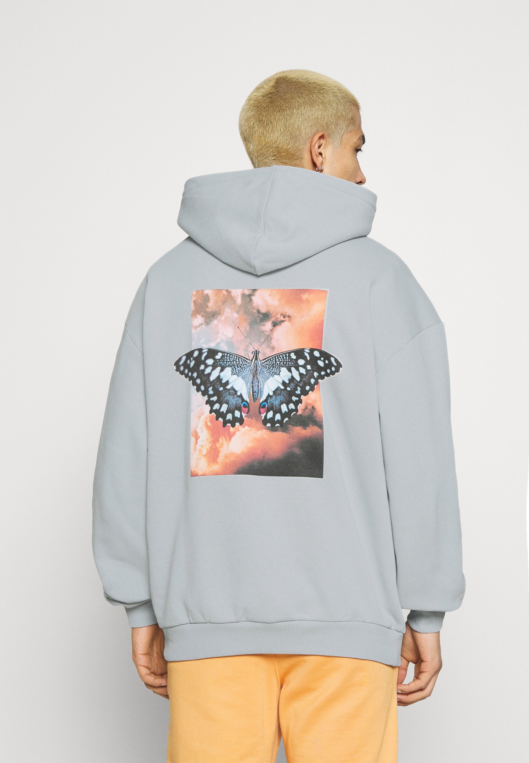 felpa adidas farfalla