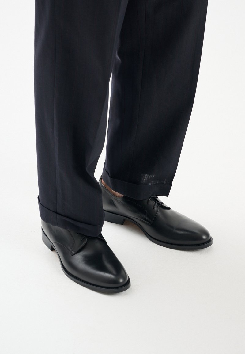 RYŁKO - Biznesowe buty sznurowane