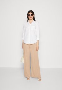 GAP CLASSIC SHIRT - Πουκαμίσα με κουμπιά - optic white