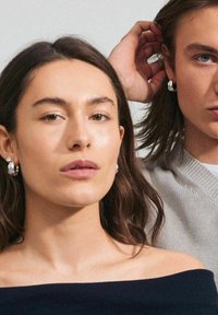 Pilgrim FEEL 2-IN-1 SET - Uhani - silver plated