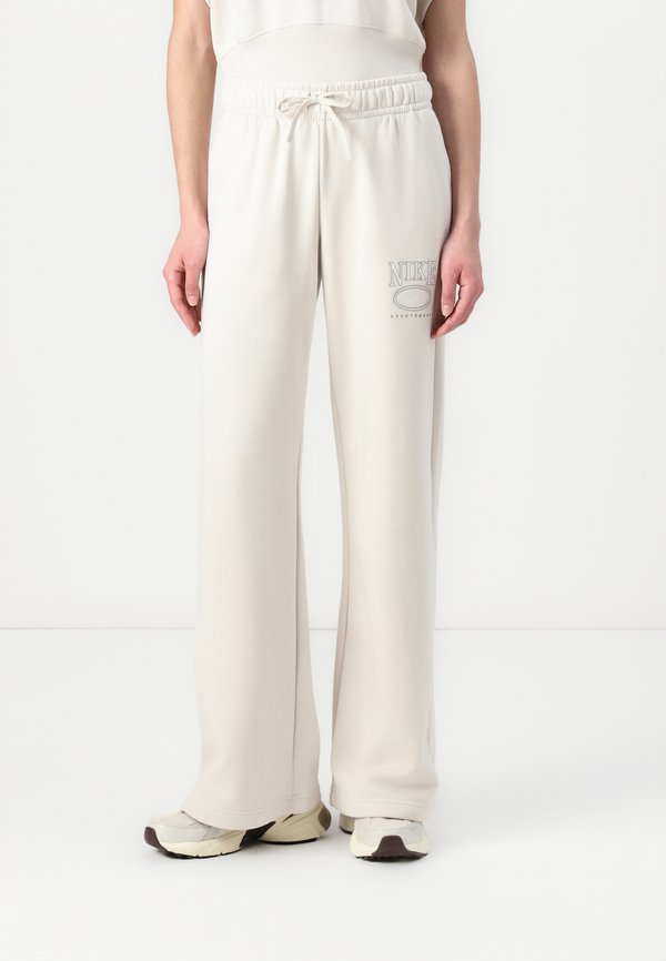 CLUB WIDE - Tracksuit bottoms - orewood