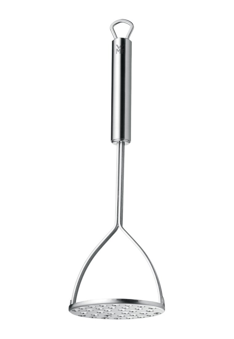 Pilon en acier inoxydable avec une tête circulaire perforée et un manche cylindrique robuste avec une boucle pour suspendre.