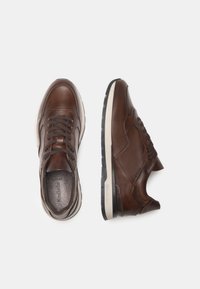 NeroGiardini Sneakers basse - marrone