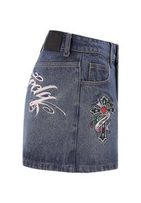 Thumbnail Image 10