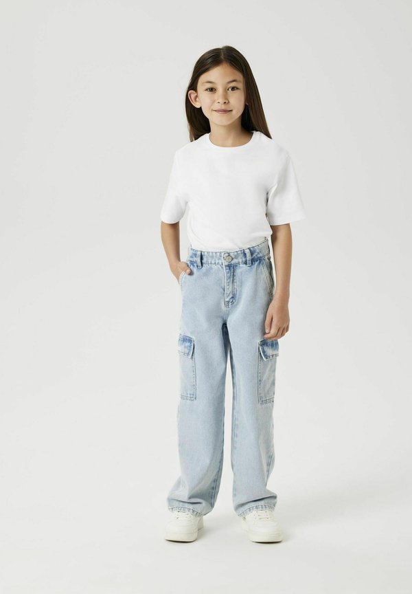 NKFROSE WIDE - Flared Jeans
