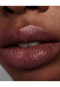ESTÉE LAUDER PURE COLOR CREME LIPSTICK - Läppstift - bold desires