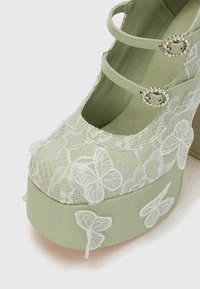 Koi Footwear WILD LOTUS - Plateaupumps - green
