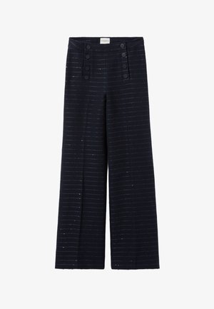 Pantalones de pierna ancha en color marino, confeccionados con una tela texturada, que presentan rayas horizontales, un frente abotonado y dos grandes botones delanteros en la cintura.