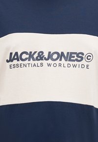 Jack & Jones JJELEGACY BLOCKING TEE O NECK - T-shirt print - navy