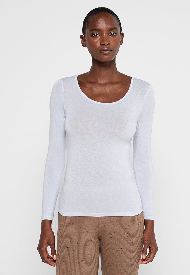 Dorina Pyjamashirt lichtblauw Dorina Pyjamashirt lichtblauw