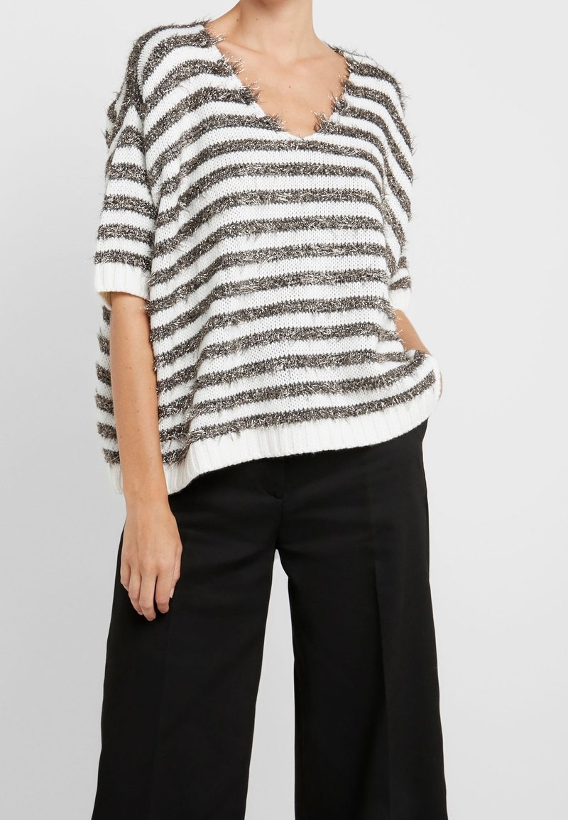 MAX&Co. Sweter