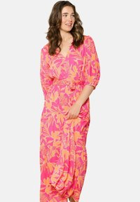 LolaLiza WITH FLORAL  - Maxikleid - fuchsia