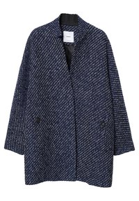 Mørkeblå fiskebenfrakke med krave, to frontknapper og en afslappet pasform. Fremstillet af tekstureret vævet stof.