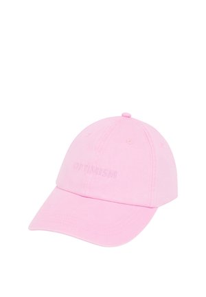 Casquette de baseball rose clair avec le mot "OPTIMISM" brodé sur le devant, dotée d'une visière courbée et d'un bouton sur le dessus.