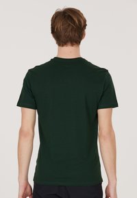 Cruz T-shirt - bas - scarab