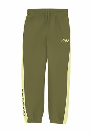 New Balance, TRACKSIDE WOVEN PANT - Pantaloni sportivi - sport green fennel seed