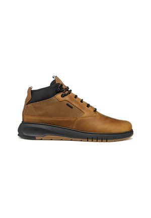 AERANTIS - Höga sneakers - mustard