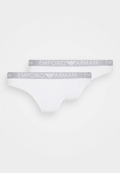 Λευκά βαμβακερά σλιπ με γκρι ελαστική μέση που φέρει το λογότυπο "EMPORIO ARMANI" επαναλαμβανόμενο. Λείος υφή; μινιμαλιστικός σχεδιασμός. Συσκευασία δύο τεμαχίων.