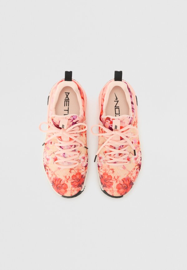 FREE METCON - Training shoe3