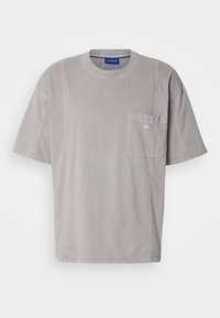 NAIMOS - T-shirts - black