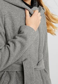 Vero Moda Cappotto classico - mottled grey