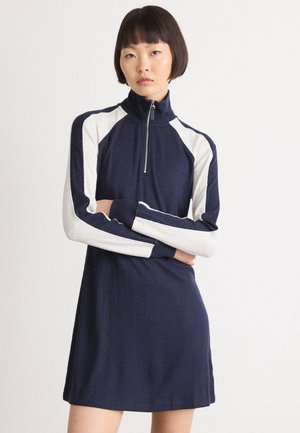 FALL MINI DRESS - Svetríkové šaty - dark sapphire