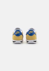 Nike Sportswear CORTEZ - Sportbačiai - infinite gold/game royal/white/black