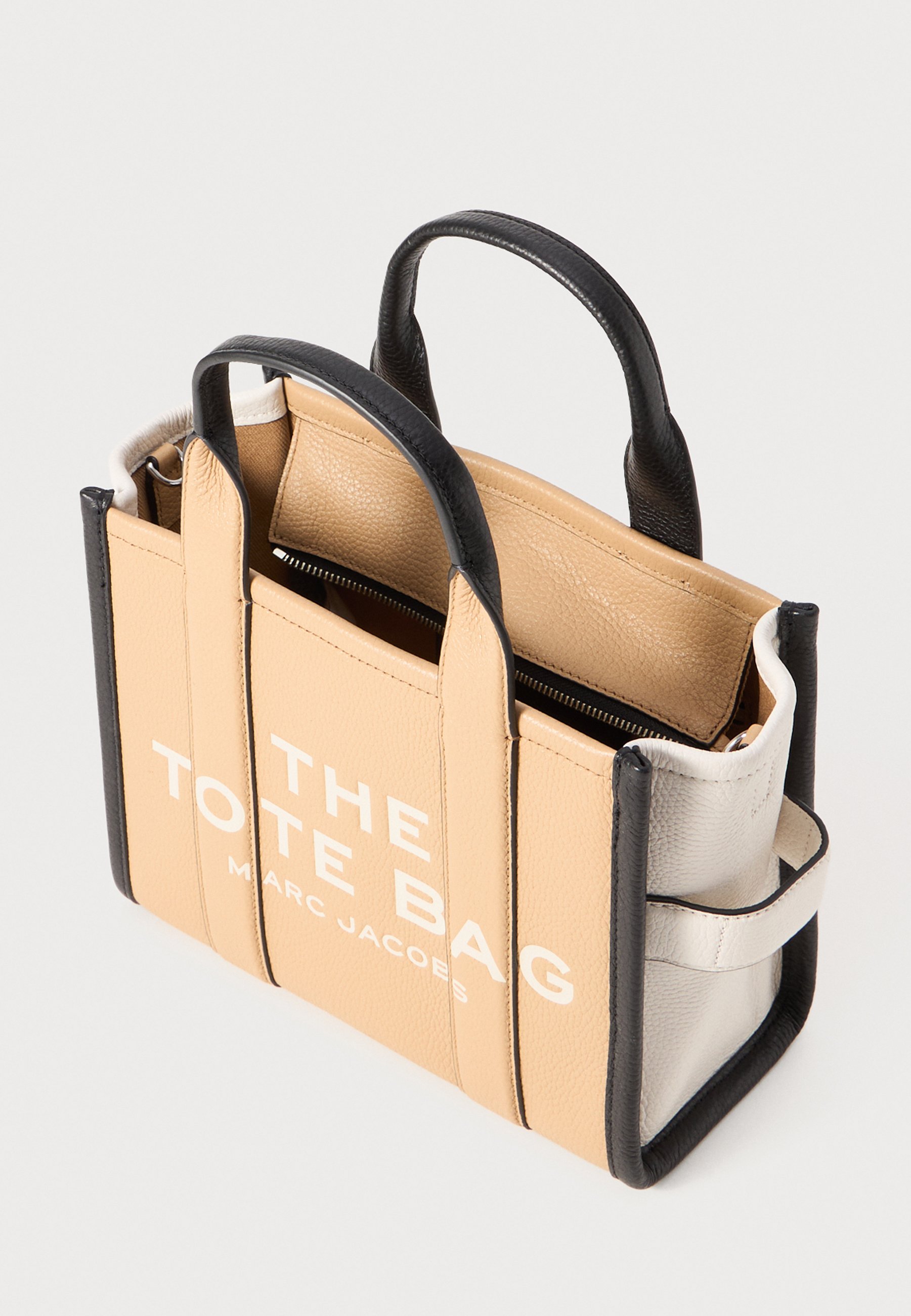 MARC JACOBS THE SMALL TOTE - Handtas - camel/taupe - Zalando.nl