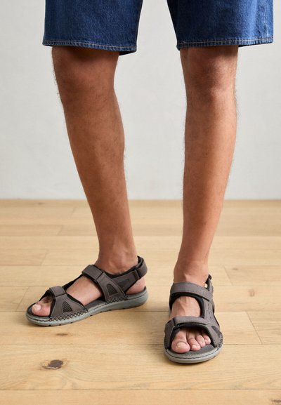 LEATHER - Sandales de randonnée - grey