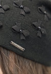 Vivisence Huer - black