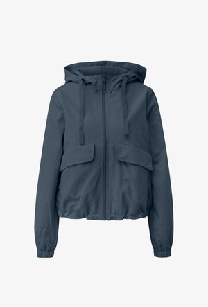 Veste à capuche bleu marine avec fermeture éclair sur le devant, capuche avec cordon de serrage, poignets élastiques et deux grandes poches à rabat à l'avant.