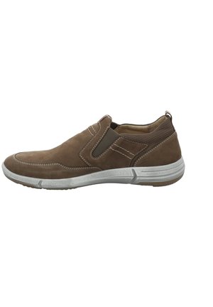 Brune slip-on sko med en glat fløjlsoverdel, elastiske sidepaneler, kontrasterende syninger og en gummisål til godt greb.