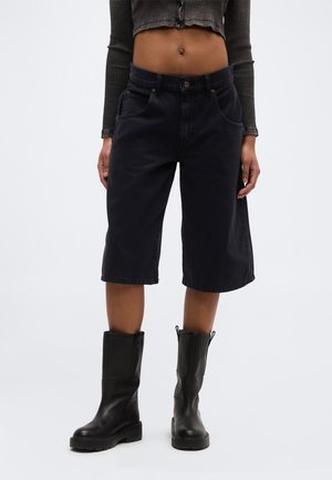 Poradie 3: Levi's® - SUPER BAGGY JORT - Denimové šortky