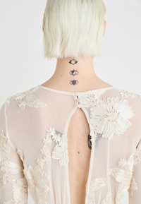 YAS YASFLOREE TRAIN DRESS - Svečana odjeća - gardenia