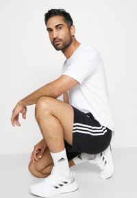 adidas Sportswear Pantaloncini sportivi - black