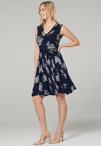 Chelsea Clark CIĄŻOWA Z FUNKCJĄ KARMIENIA - Dnevna haljina - dark blue grey white