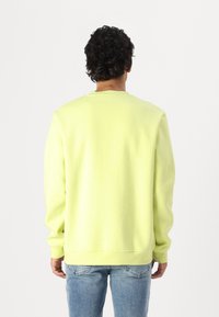 KARL LAGERFELD CREWNECK - Sweatshirt - lemon