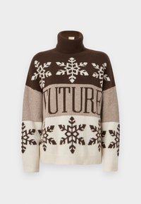 Pull à col roulé marron avec un graphisme "FUTURE", des motifs flocons de neige, et des rayures horizontales beige clair contrastantes. Texture en maille douce.